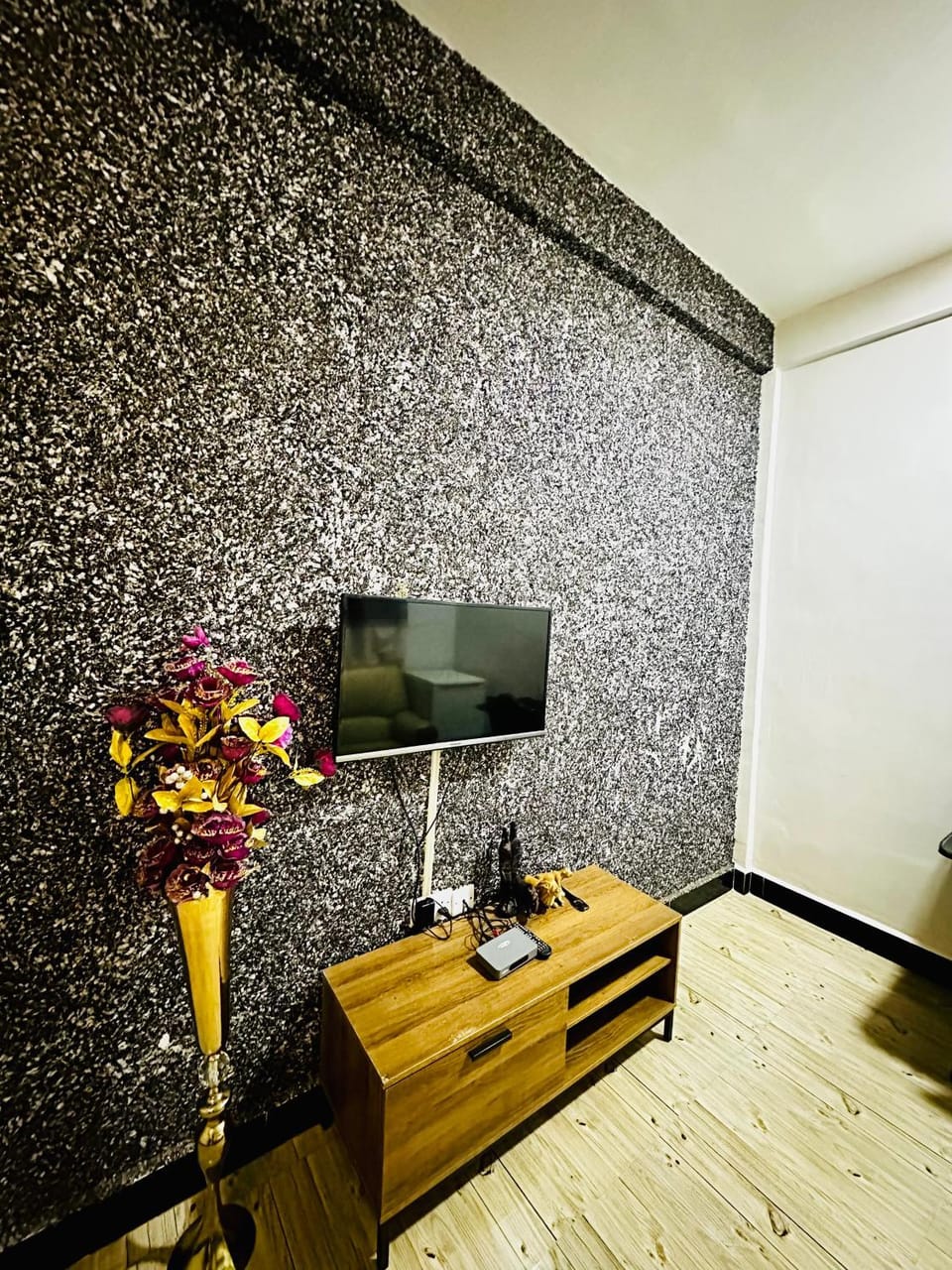 One bedroon and sitting room in Mchina mwisho Bed and Breakfast in Tanzania