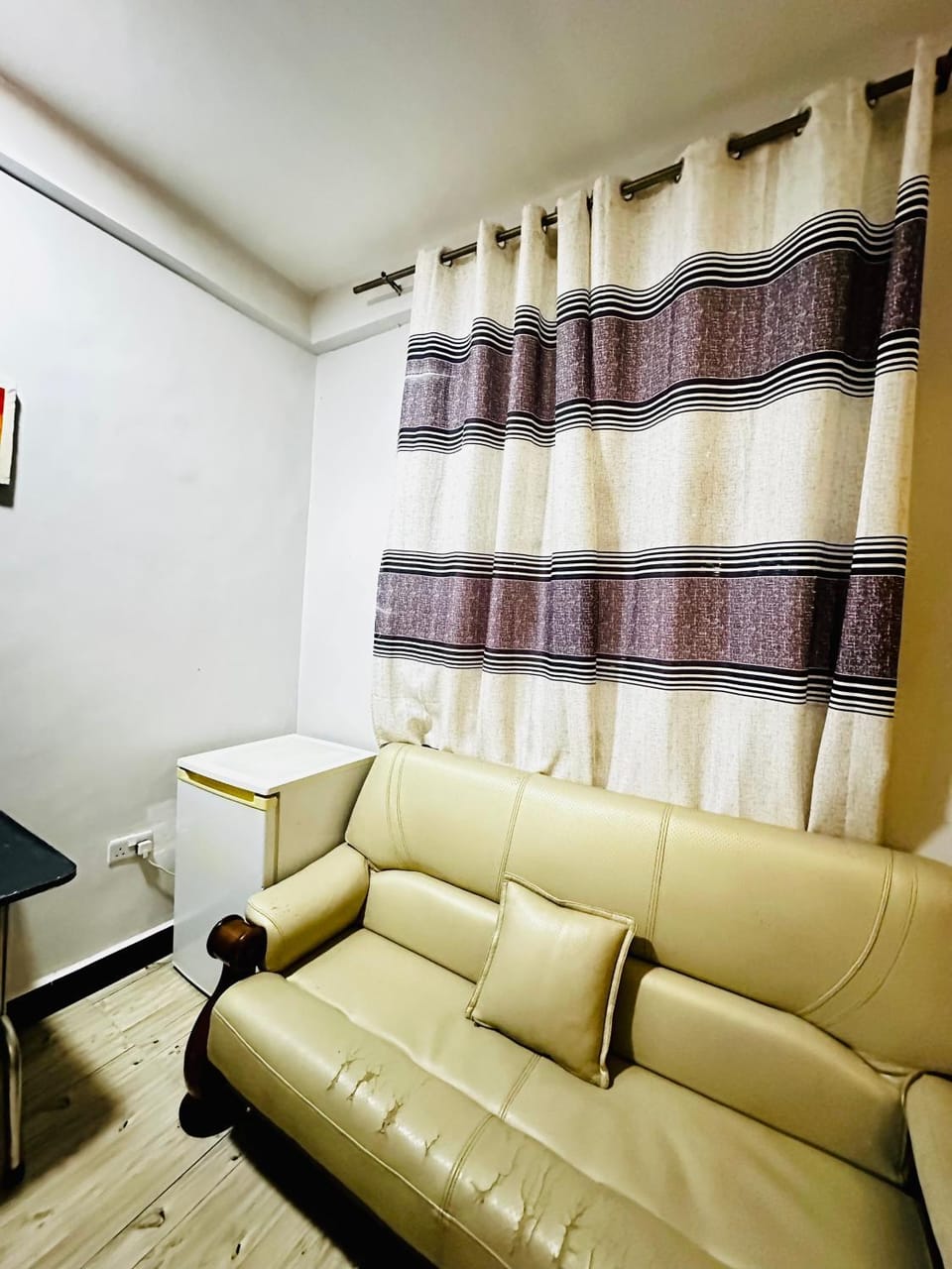 One bedroon and sitting room in Mchina mwisho Bed and Breakfast in Tanzania