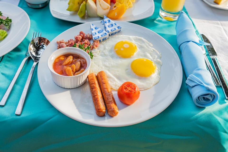 Food and drinks, Food, Breakfast, Continental breakfast