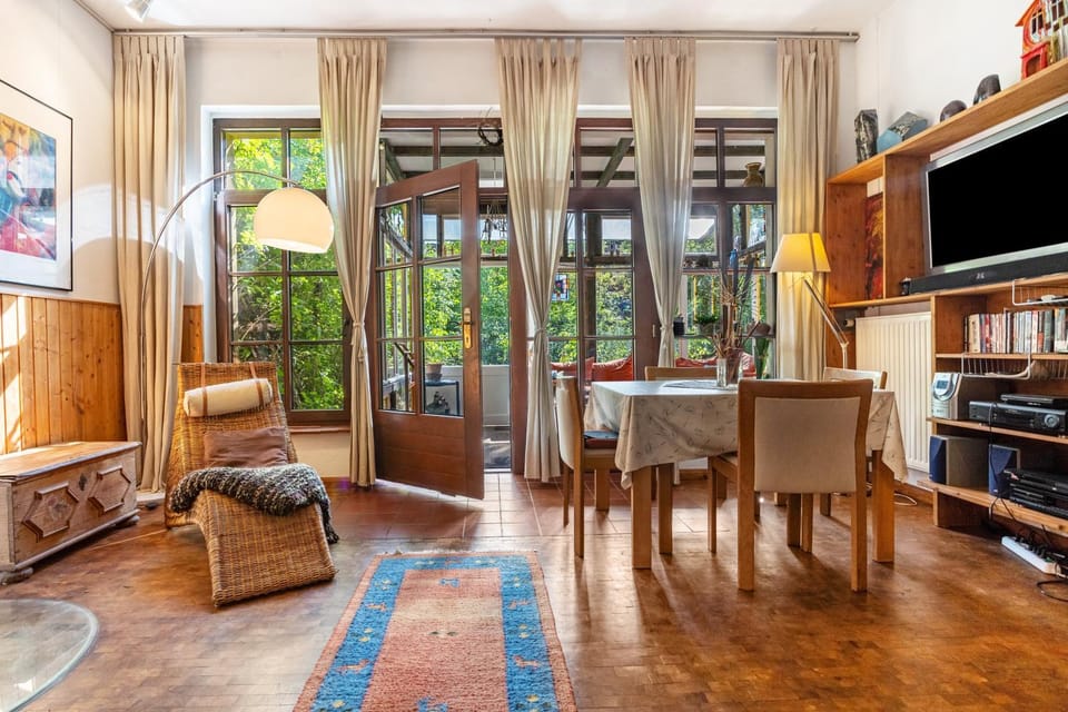 Property building, Living room