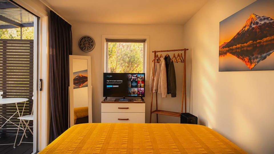 TV and multimedia, Bedroom