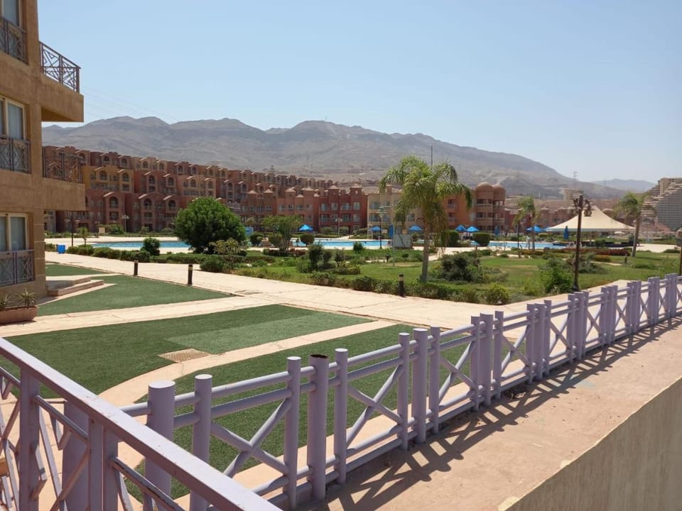 Waterfront العين السخنة للعائلات Apartment in Egypt