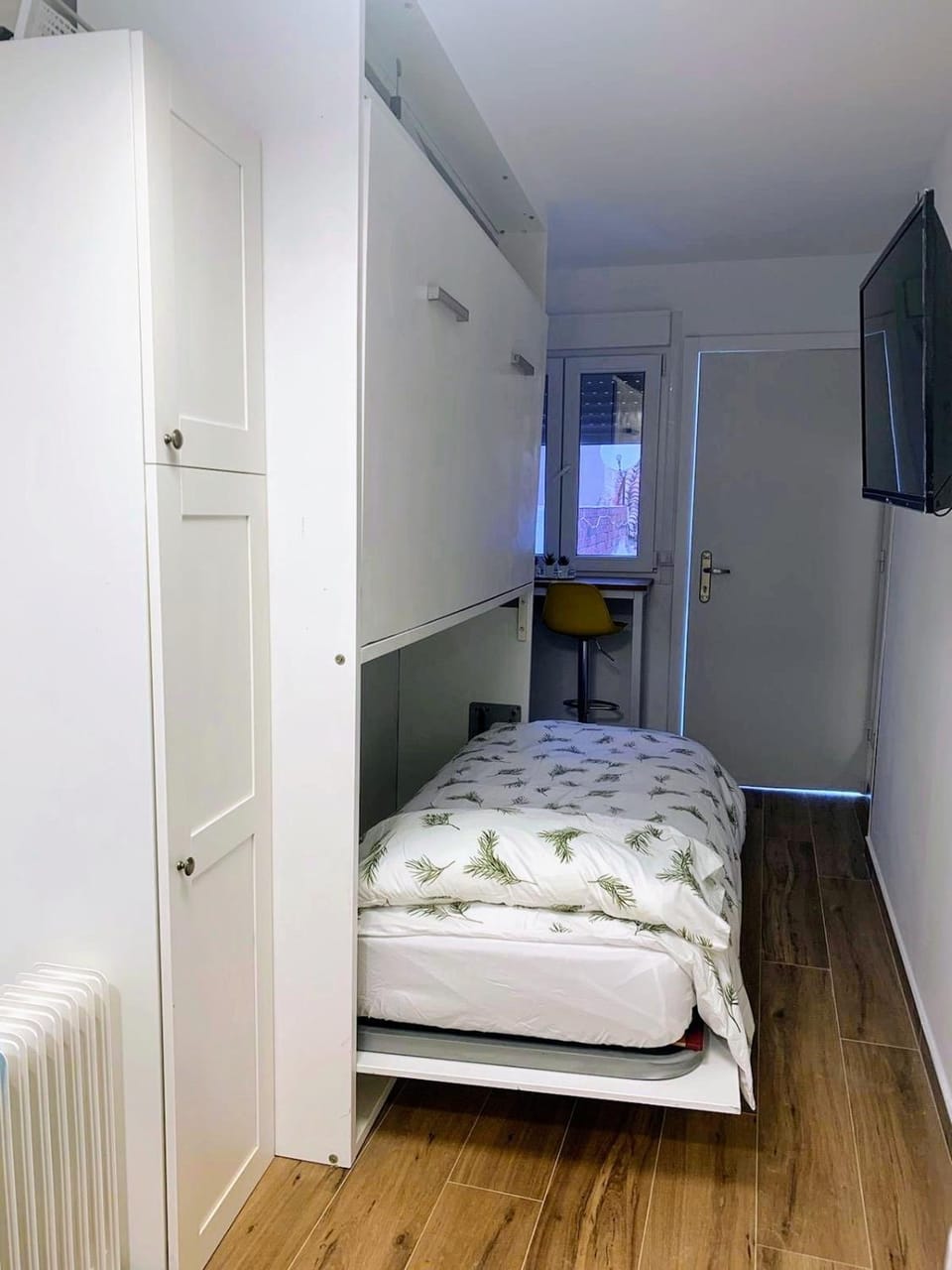 El Duque de Barajas Capsule hotel in Madrid