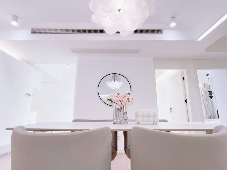 ClOUD RESIDENCE-4BR-near the people square&xintiandi Apartment in Shanghai