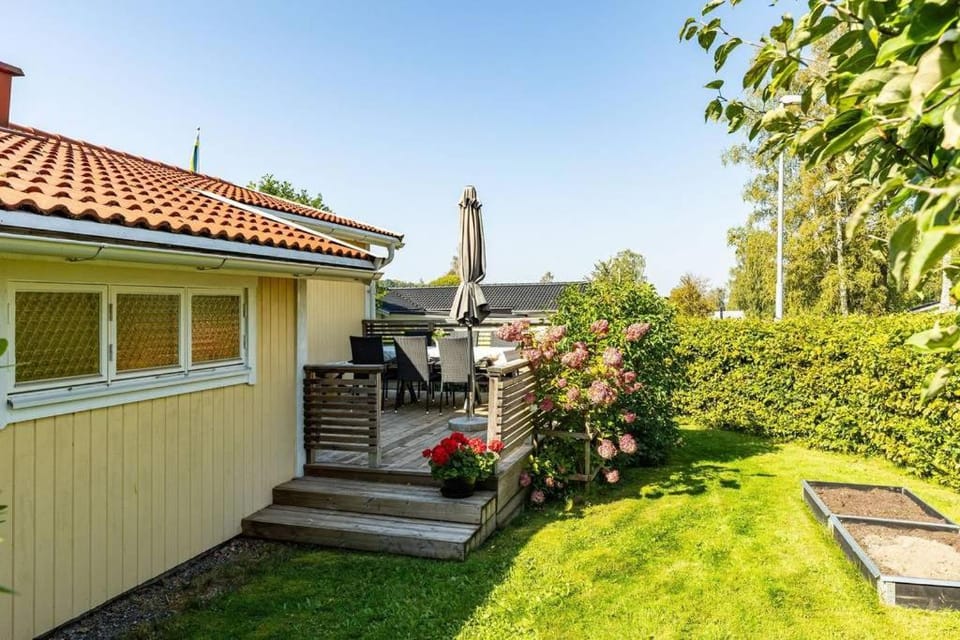 Charmig Villa bredvid sjön Örlen Villa in Västra Götaland County