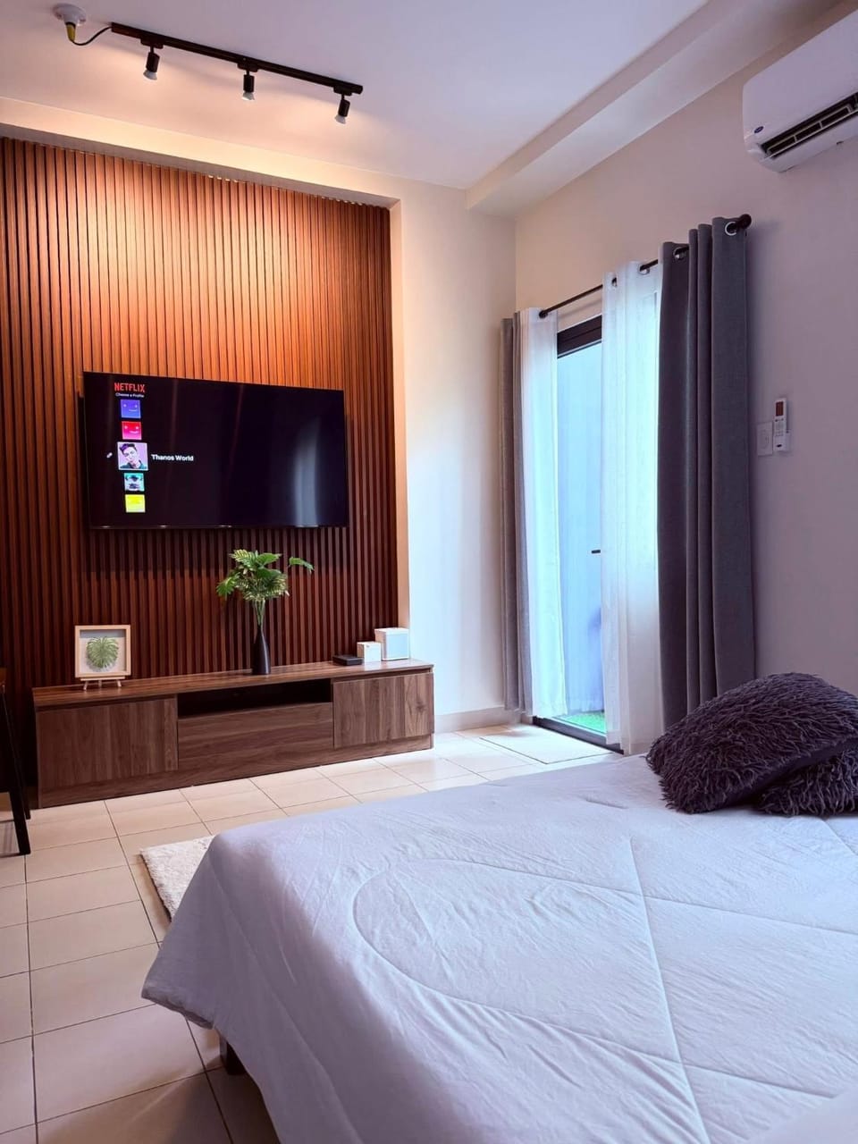 Hills Residences by JuJu Staycation Apartment in Quezon City