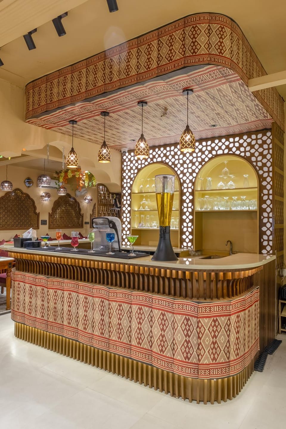 Restaurant/places to eat, Banquet/Function facilities