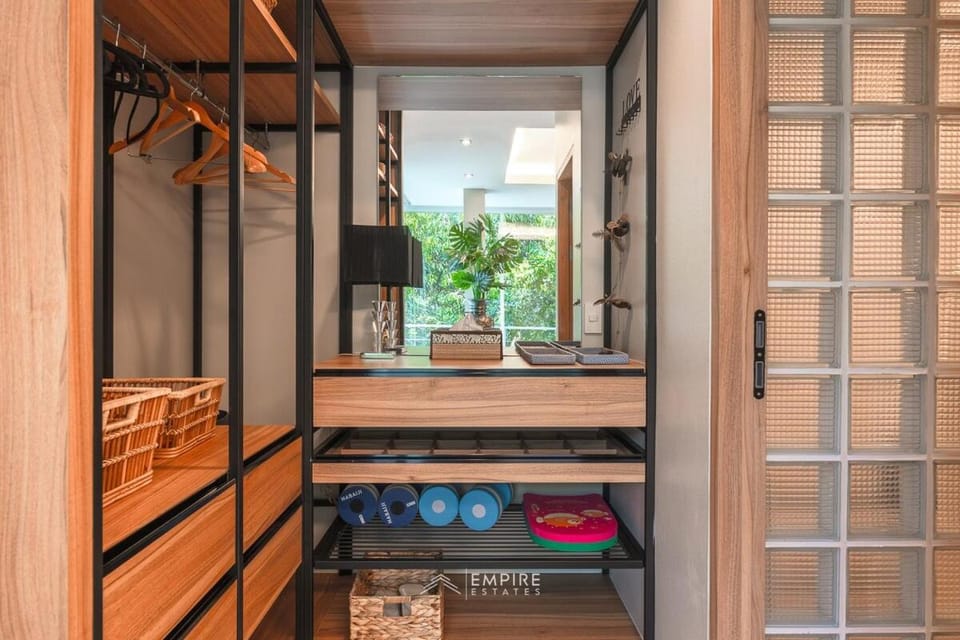 Cozy Apartment with Pools Near the Beach Apartment in Kamala