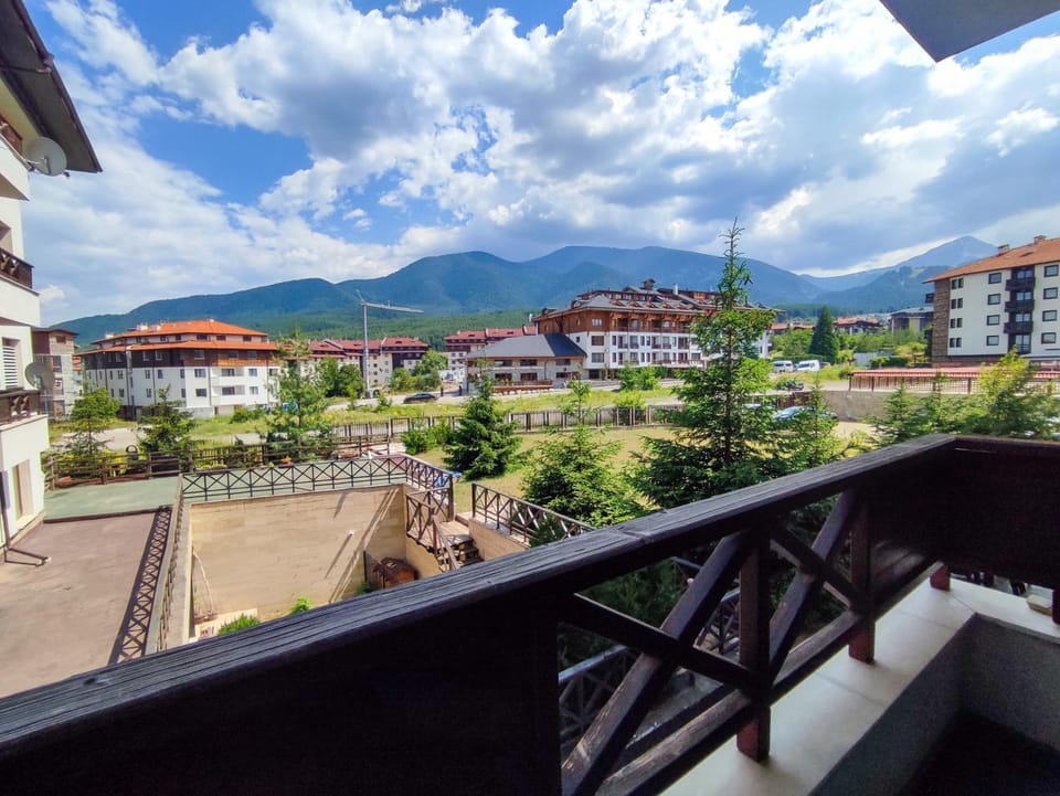 Day, Natural landscape, View (from property/room), Balcony/Terrace, Mountain view