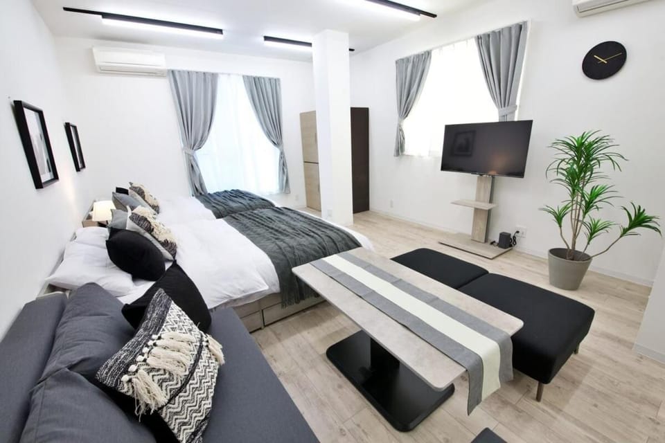 Oliver 502 Apartment in Shinjuku