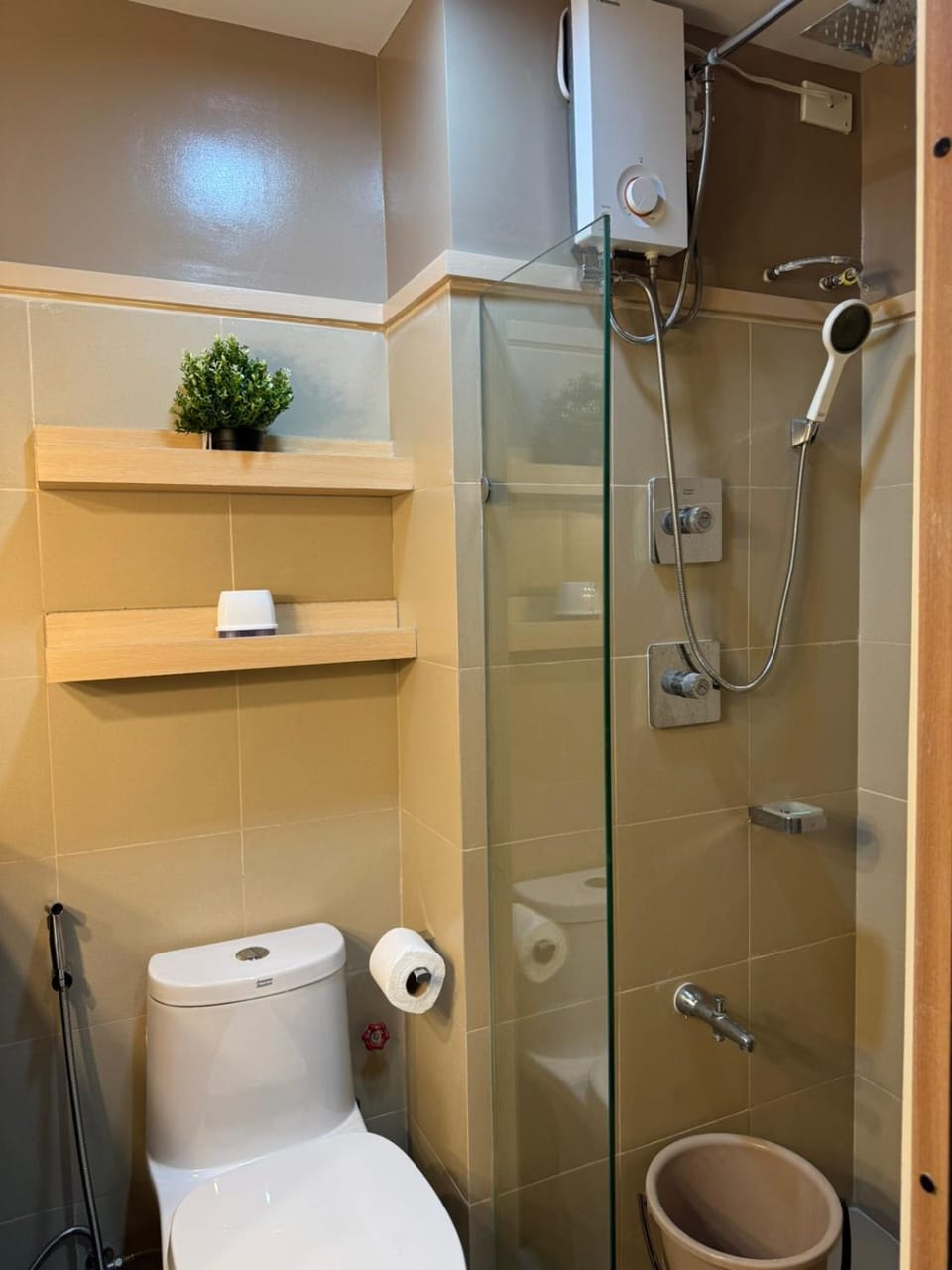 Shore 3 Residence Aesthetic 1 BR Apartment in Pasay