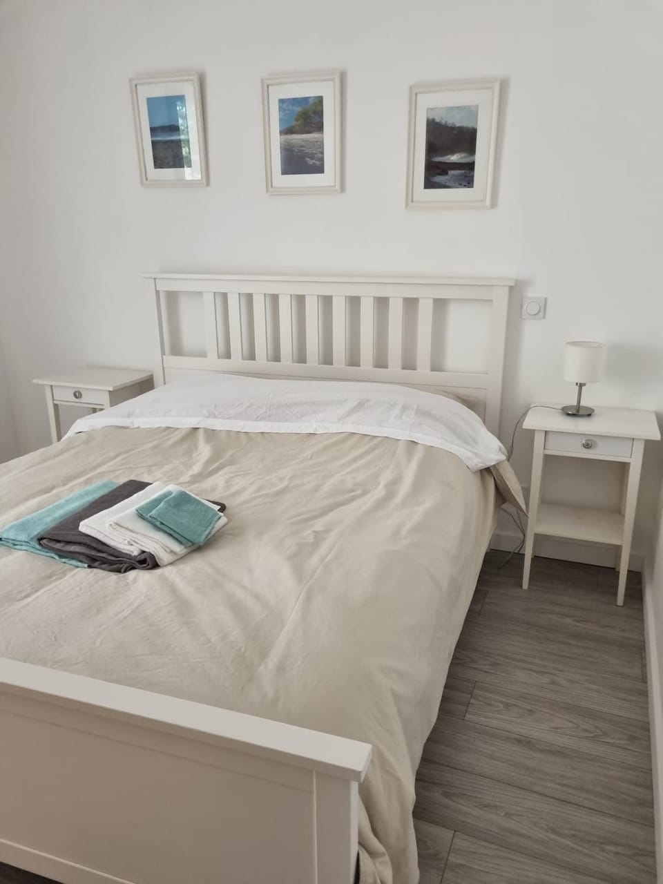 Cozy apartment with terrace, parking, 9 min train station Apartment in Bayonne
