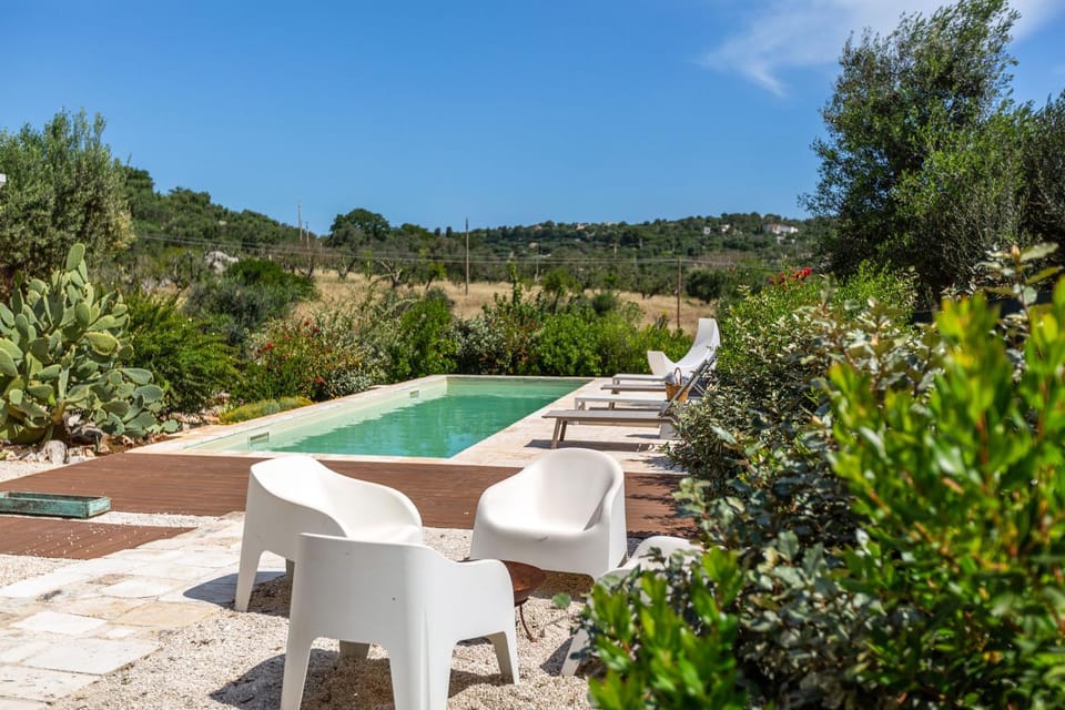 Pool view, Swimming pool, sunbed