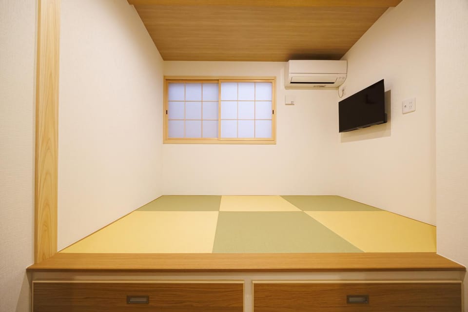 TV and multimedia, Photo of the whole room