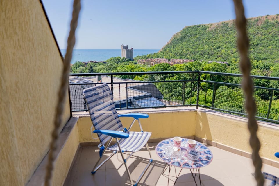 View (from property/room), Balcony/Terrace
