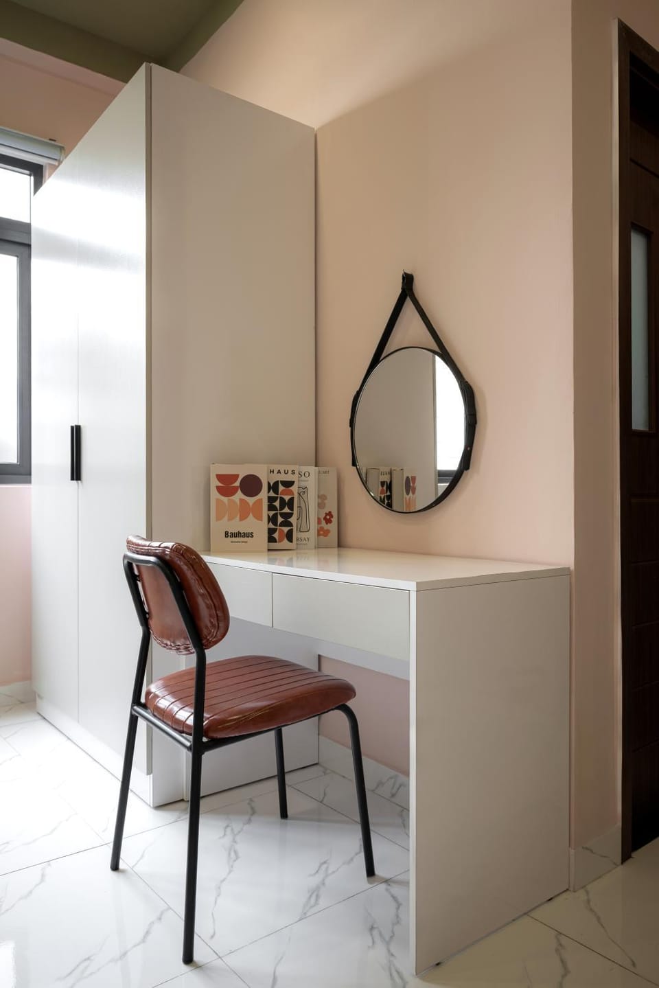 Seating area, wardrobe