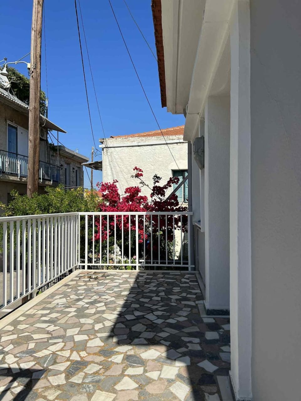 Property building, Day, View (from property/room), Balcony/Terrace