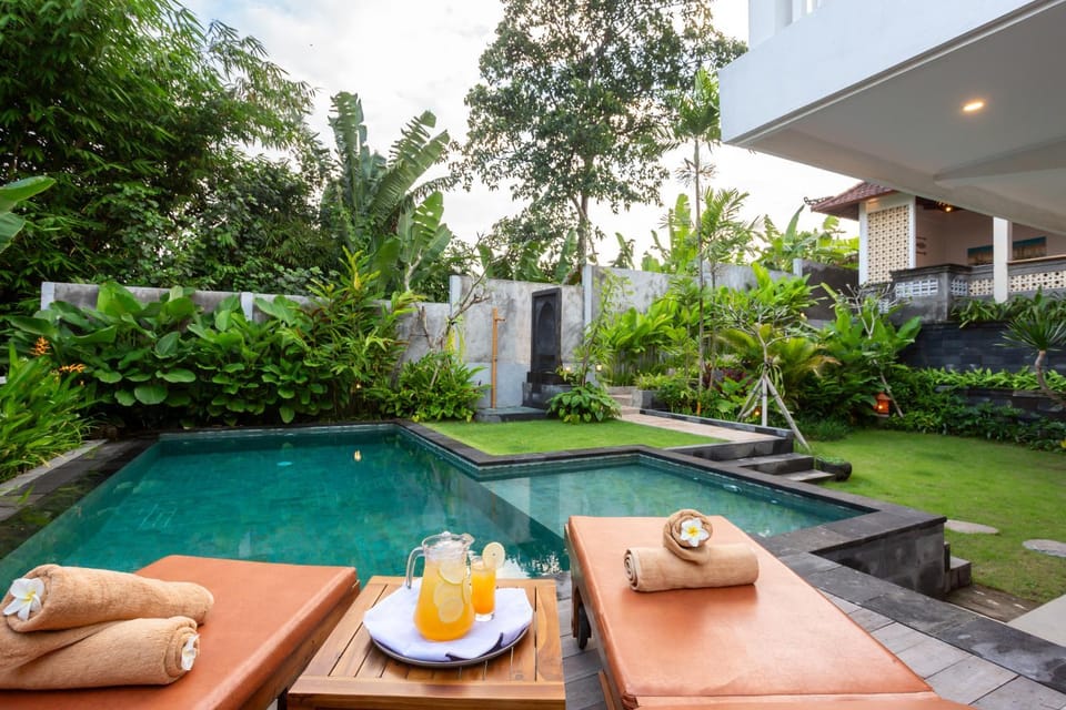 Natural landscape, Swimming pool, Swimming pool