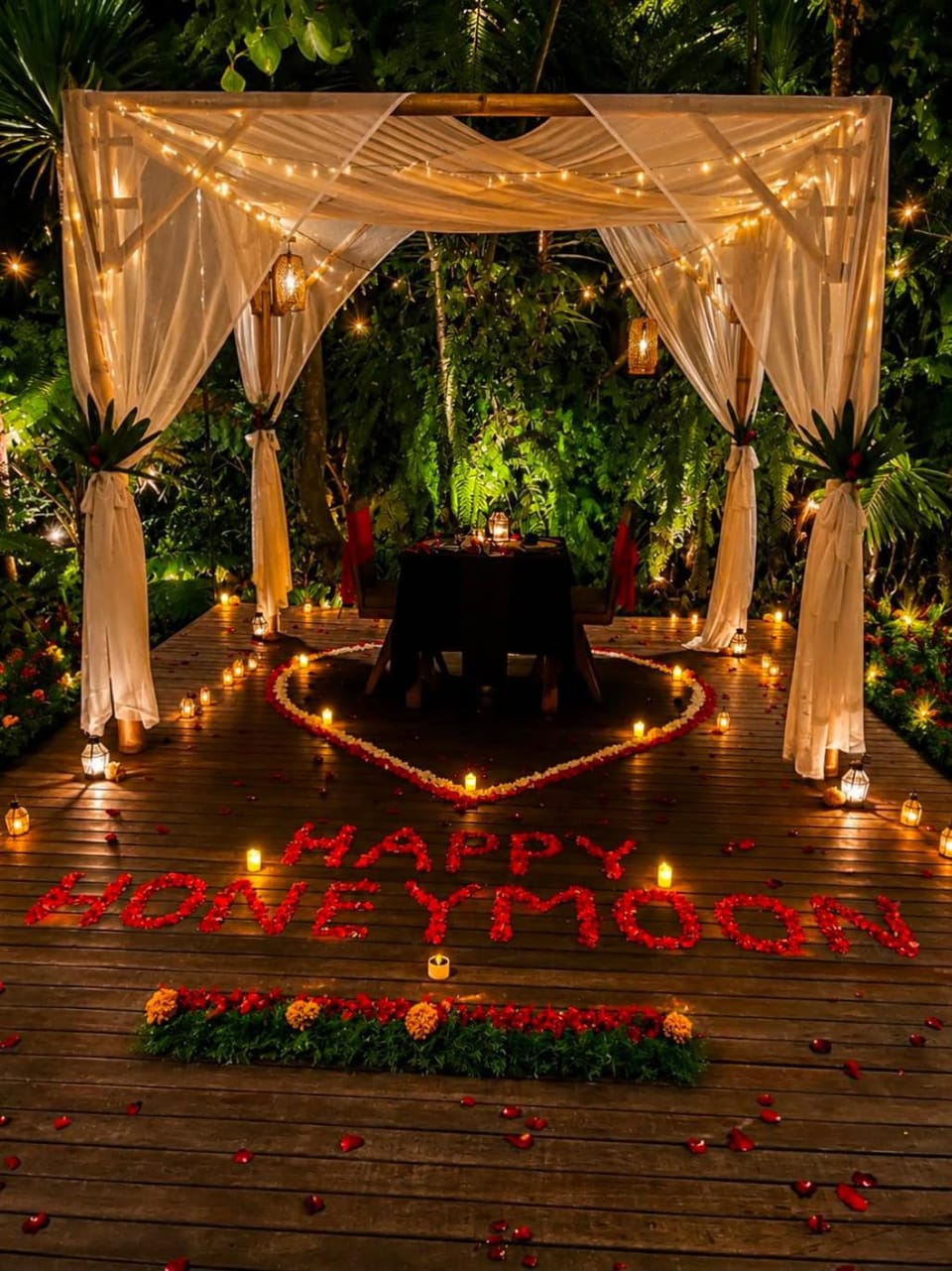 Patio, Night, Dining area, Guests, Dinner, group of guests, wedding