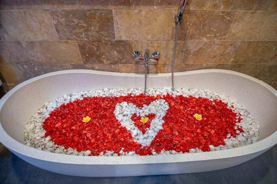Bathroom, Bath