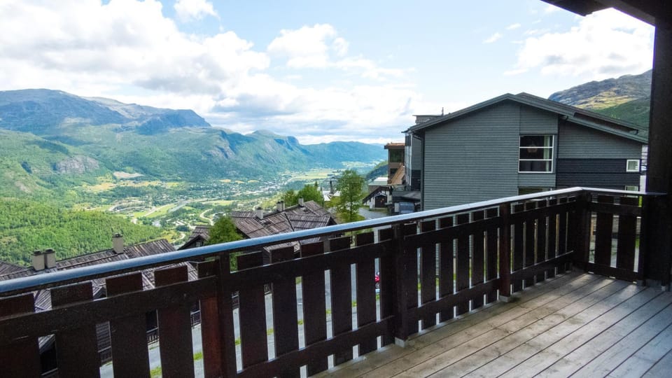 View (from property/room), Balcony/Terrace, Balcony/Terrace, Mountain view