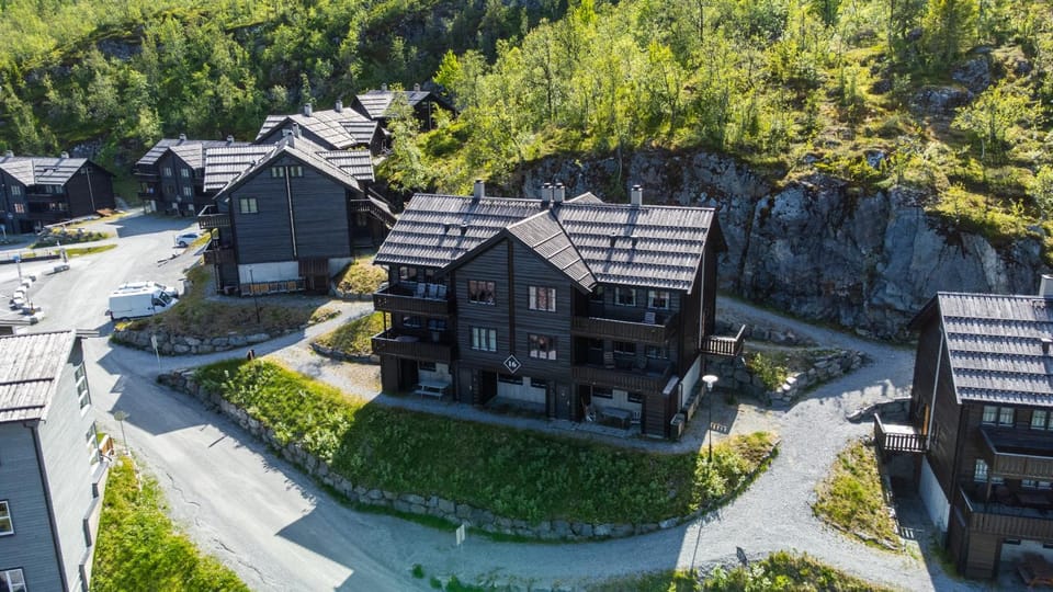 Property building, Bird's eye view