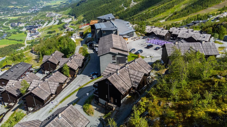 Property building, Bird's eye view