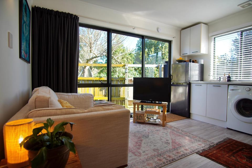 Top of the Trail Apartment in Napier