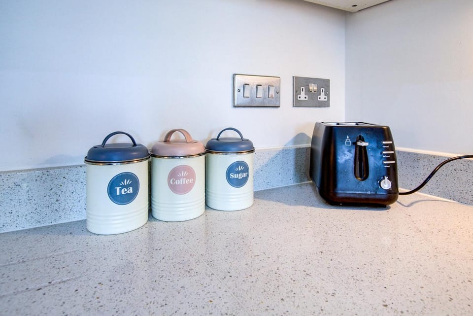 Coffee/tea facilities, Kitchen or kitchenette, toaster