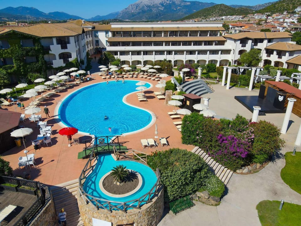 Property building, Swimming pool