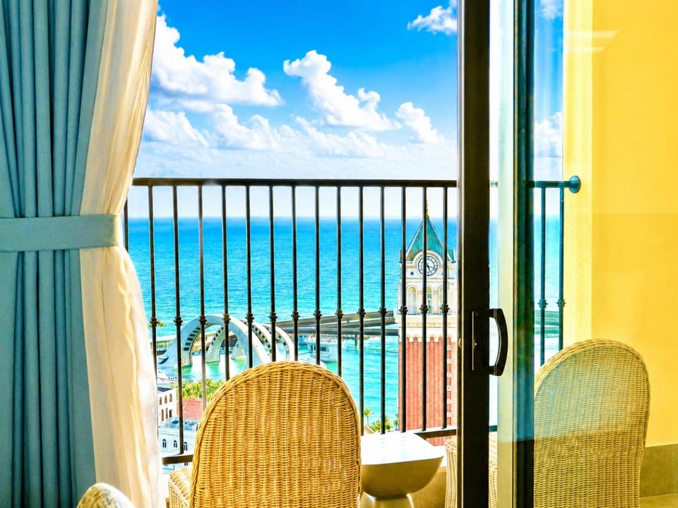 Natural landscape, View (from property/room), Balcony/Terrace, Sea view