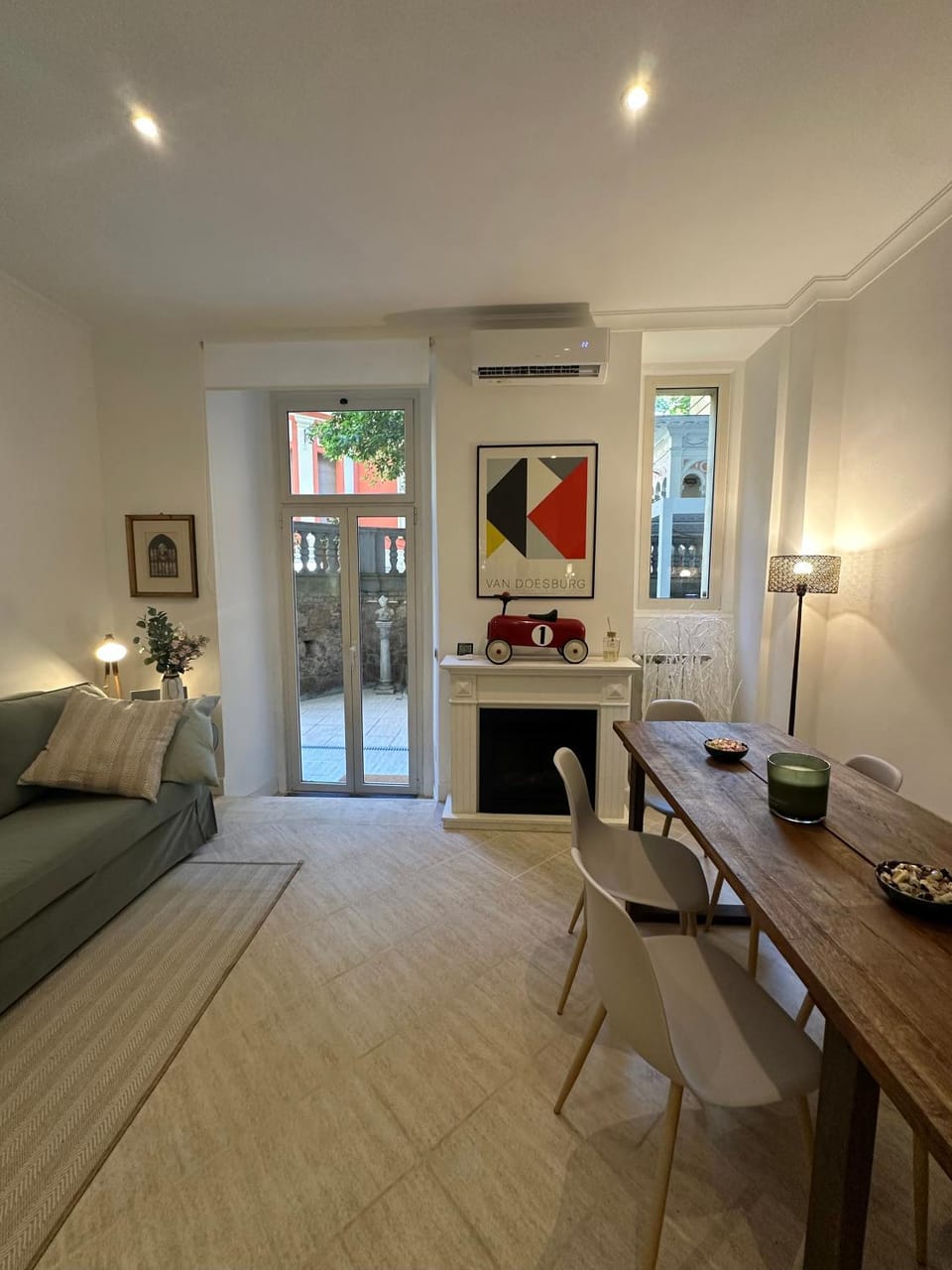 Communal lounge/ TV room, Living room
