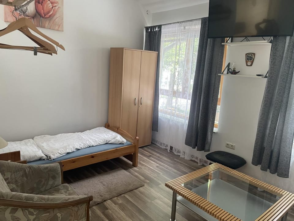 Bed, Bedroom, wardrobe