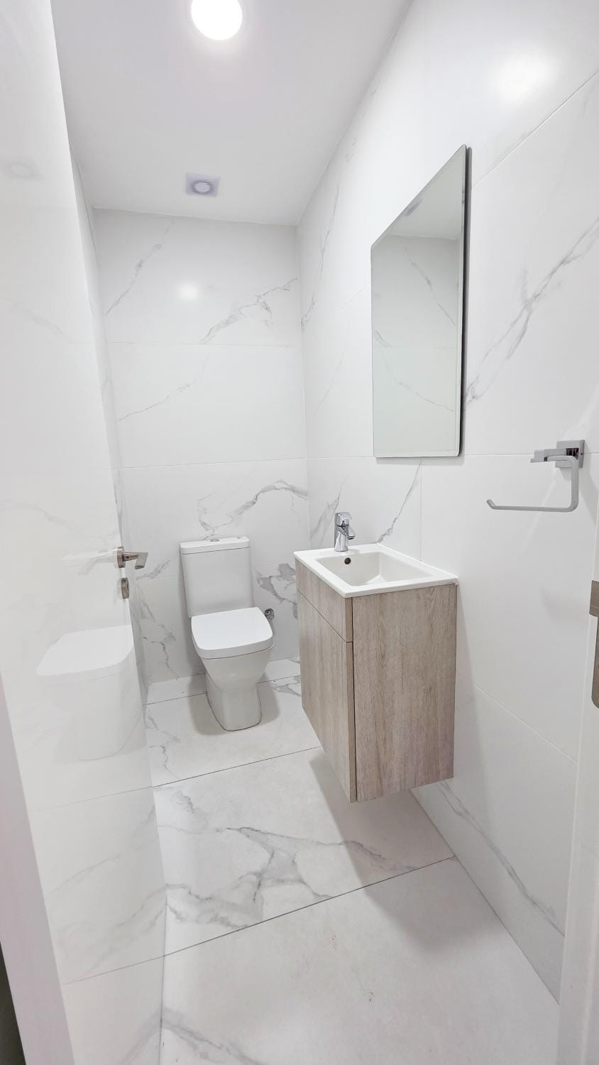 Toilet, Bathroom