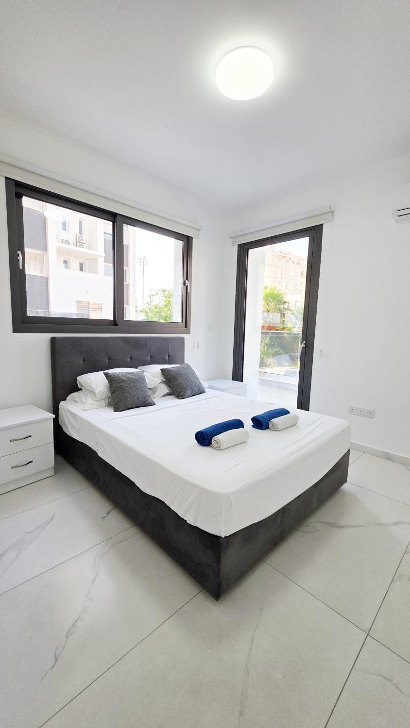 Bed, Balcony/Terrace, Bedroom, towels