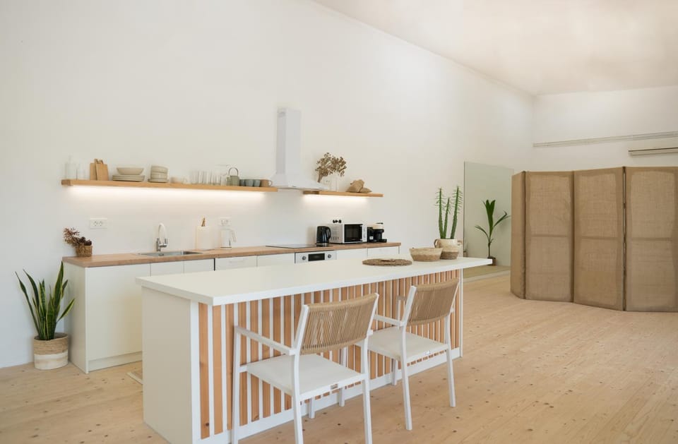 White Studio Apartment in Zakynthos, Greece