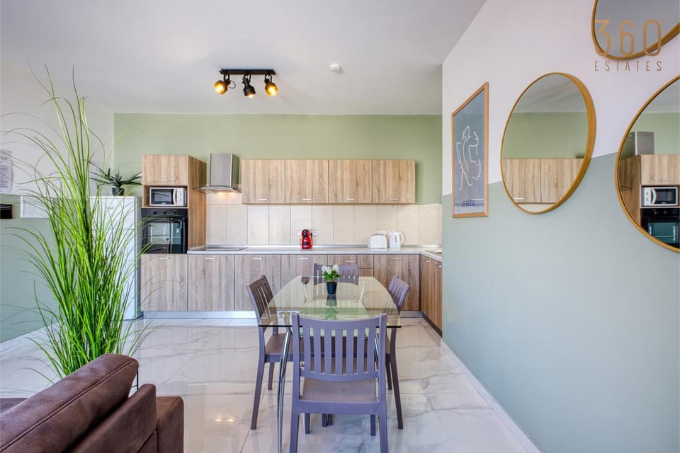Kitchen or kitchenette, Living room, Seating area, Dining area, dishwasher, minibar, oven, pet friendly, stove, toaster