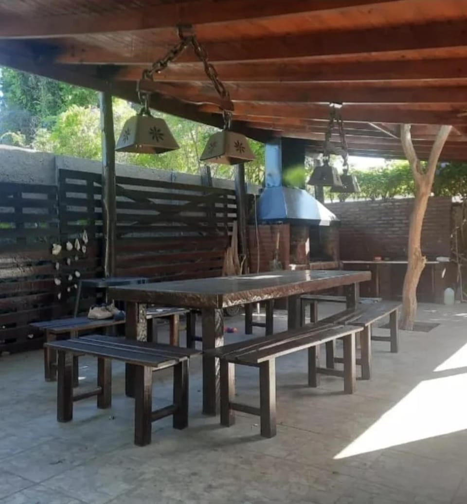 Los tutinos House in Ezeiza