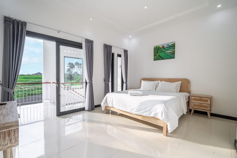 Bed, View (from property/room), Photo of the whole room, Bedroom, towels