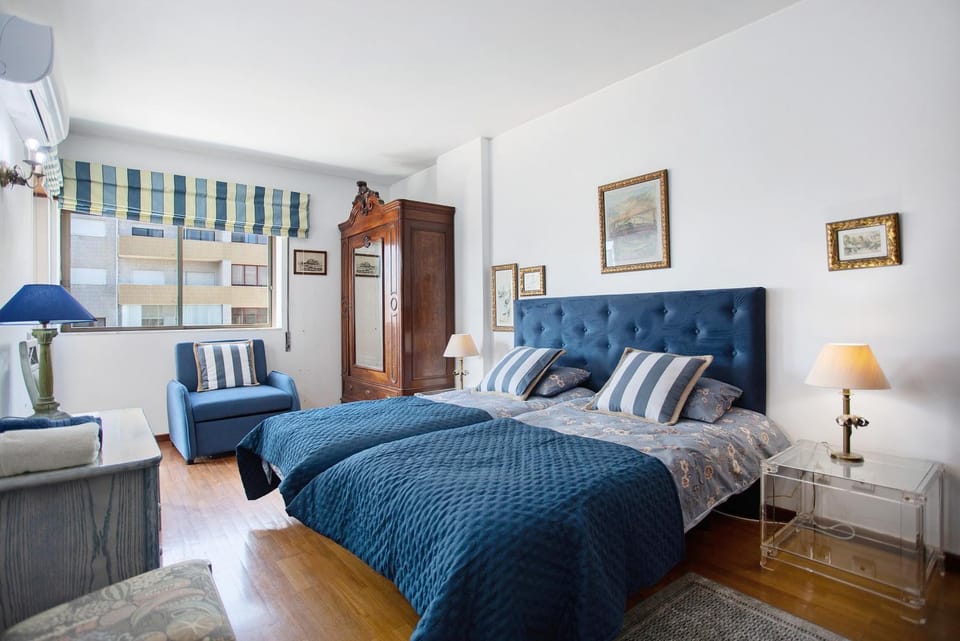 Living room, Bedroom
