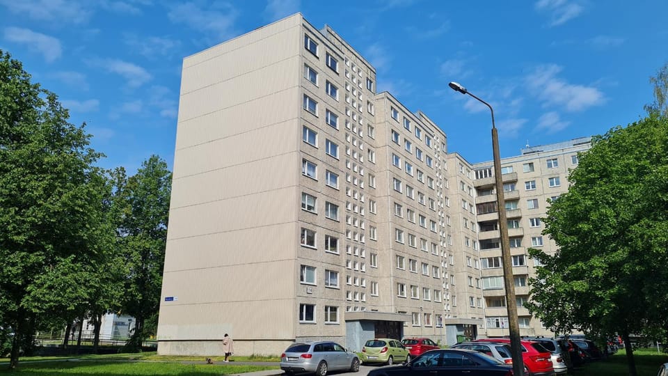 Property building, Street view