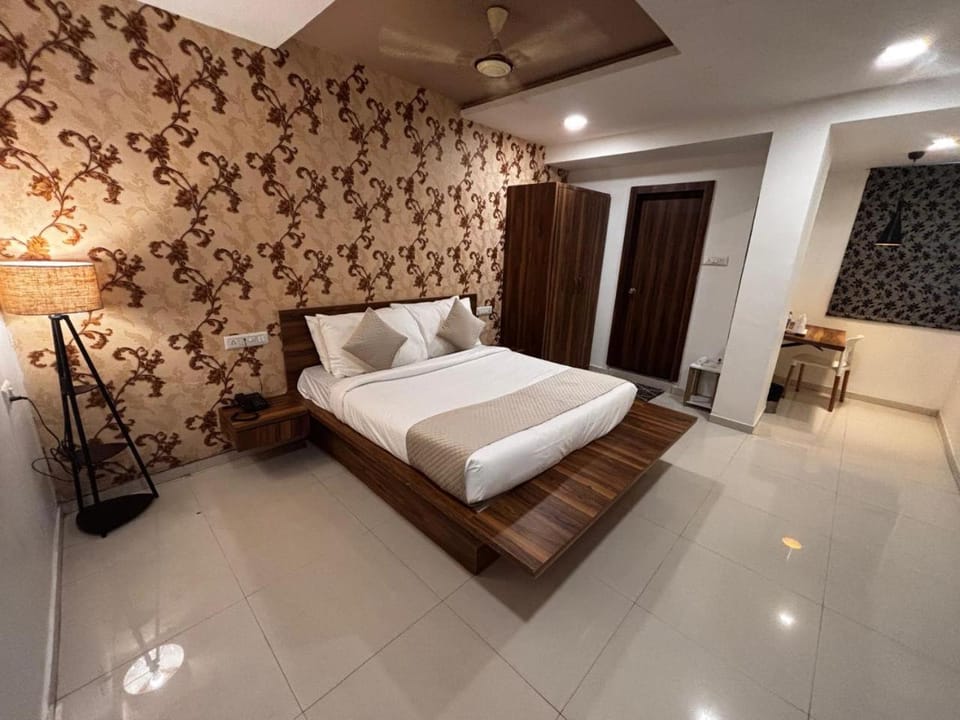 Bed, wardrobe