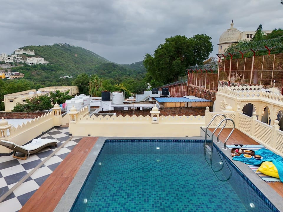 Pool view, Swimming pool