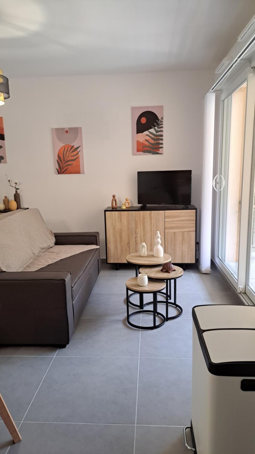 TV and multimedia, Living room