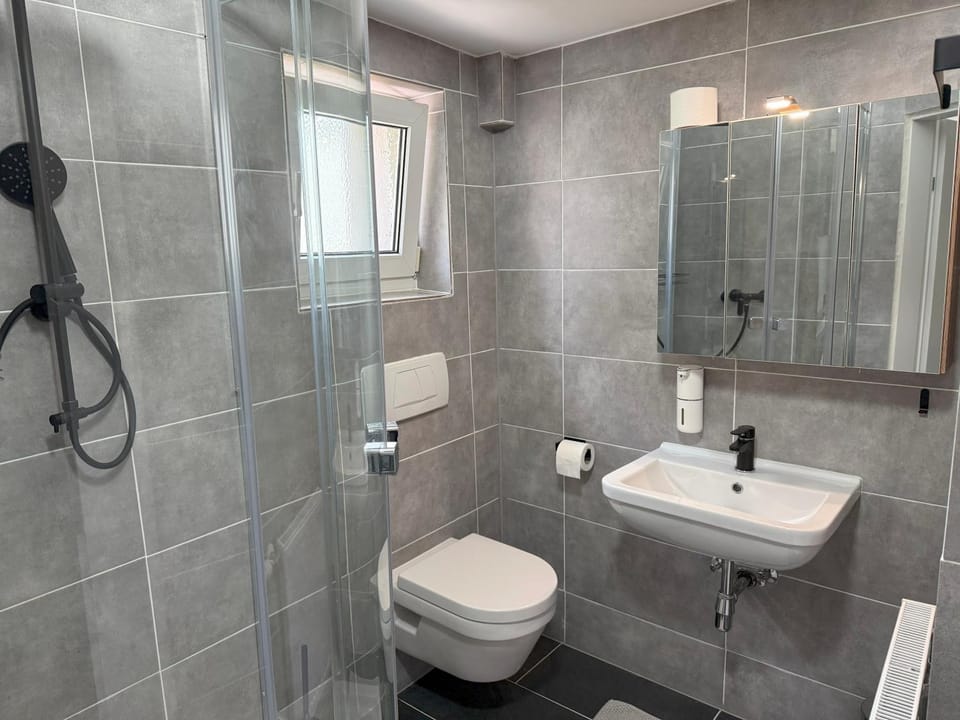 Shower, Toilet, Bathroom