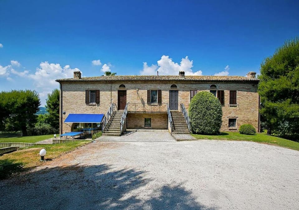 Property building, Facade/entrance, Spring, Day, Natural landscape, Summer, Garden, Garden, View (from property/room), View (from property/room), Balcony/Terrace, Balcony/Terrace, Floor plan, Garden view, Garden view, Mountain view, Mountain view, Pool view, Pool view, Swimming pool, Swimming pool, Seasons, Sunset, Parking, internet, internet, sunbed