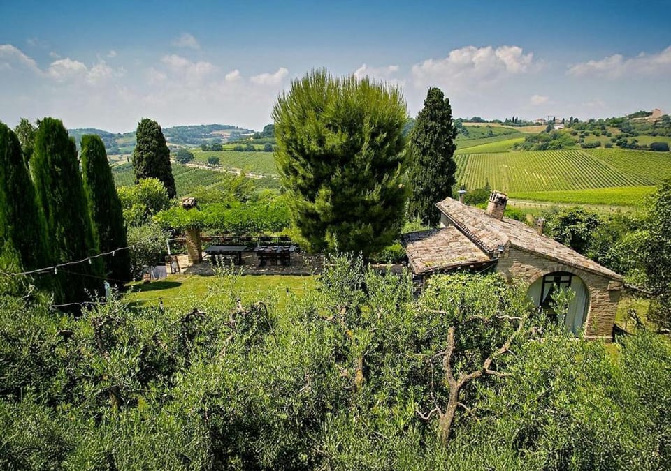 Property building, Facade/entrance, Spring, Day, Natural landscape, Summer, Garden, Garden, View (from property/room), View (from property/room), Balcony/Terrace, Balcony/Terrace, Floor plan, Garden view, Garden view, Mountain view, Mountain view, Pool view, Pool view, Swimming pool, Swimming pool, Seasons, Sunset, internet, internet, sunbed