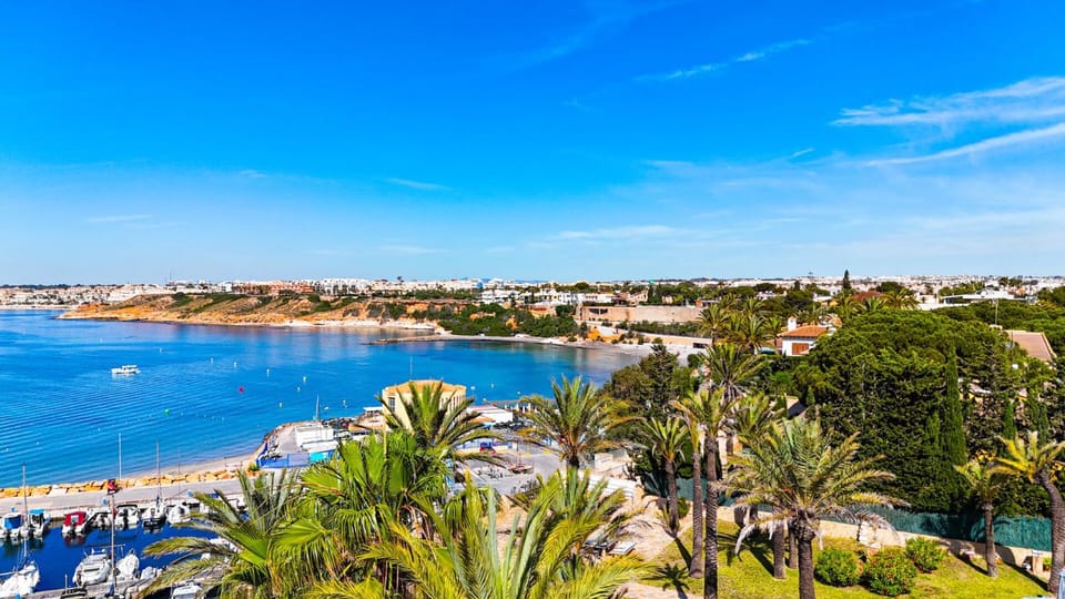 Penthouse Deluxe Zenia Star Apartment in Vega Baja del Segura
