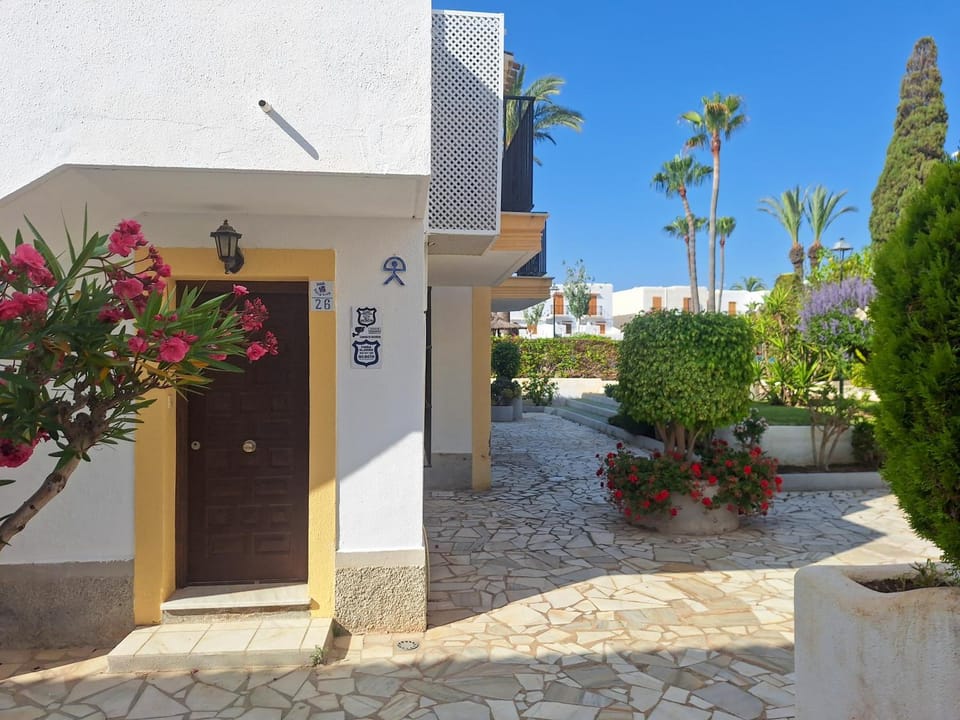 Amanecer Azul Bajo Vera Coast Apartment in Andalusia