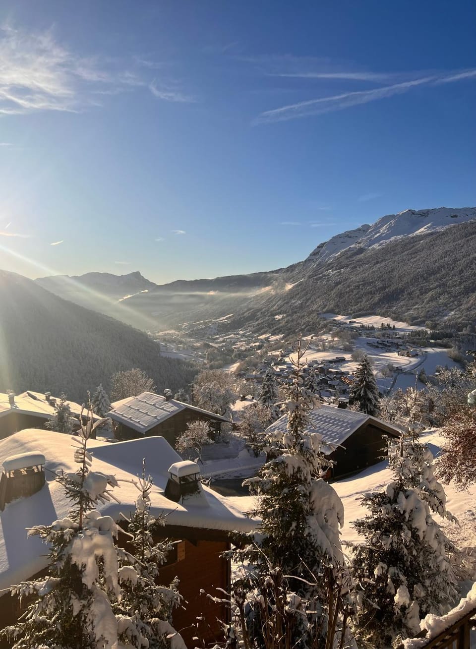 Nearby landmark, Day, Natural landscape, Winter, Mountain view